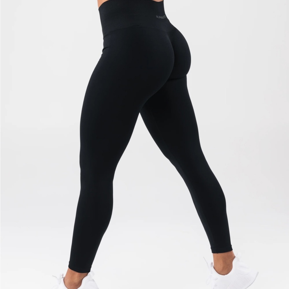 Alphalete leggings - high compression